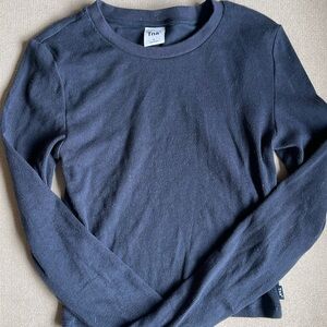 Aritzia ribbed navy long sleeve